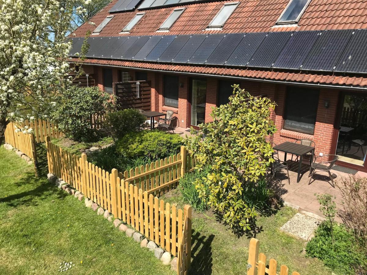 Ferienanlage Achtern Diek Thalingburen ภายนอก รูปภาพ
